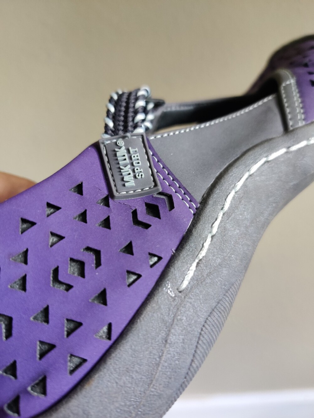 Muk Luks Samantha Slip-on T-strap Adventure Sport Shoe Purple Gray 7 - Picture 3 of 6